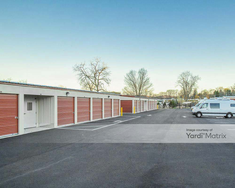 South Street Self Storage 39 South Street, Danbury RENTCafé